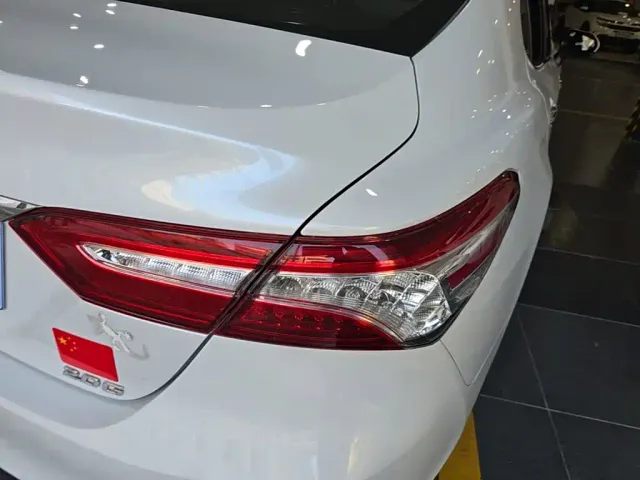 Toyota Camry — Фото автомобиля 7