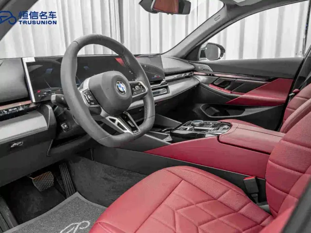 BMW 5 Series — Фото автомобиля 12