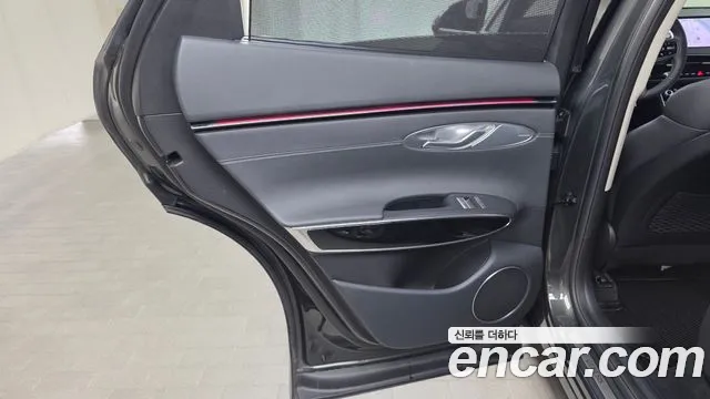 Genesis GV70 2.5T Бензин AWD — Фото автомобиля 25