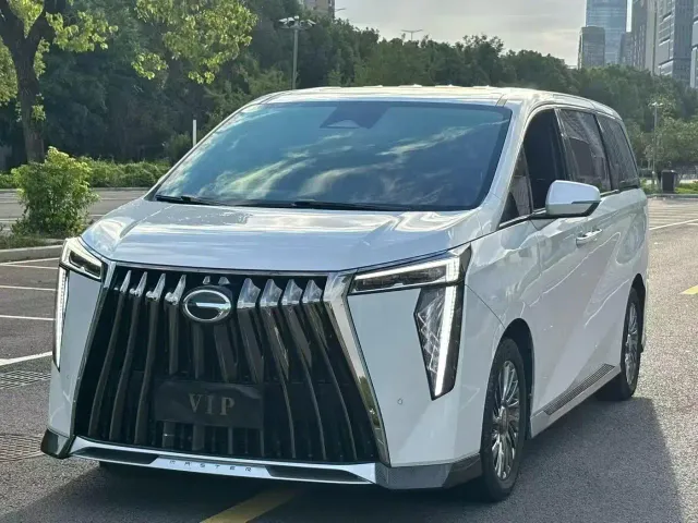 GAC Trumpchi M8 — Фото автомобиля 2