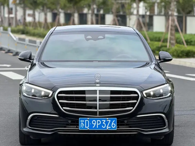 Mercedes-Benz S-Class — Фото автомобиля 2
