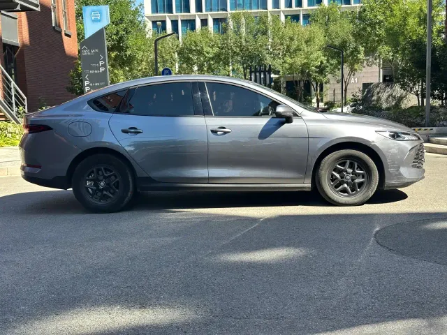 BYD Qin PLUS — Фото автомобиля 4