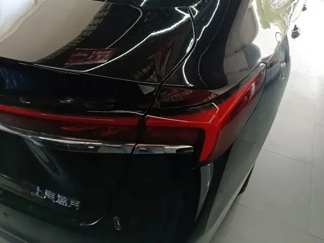 Buick LaCrosse — Фото автомобиля 7