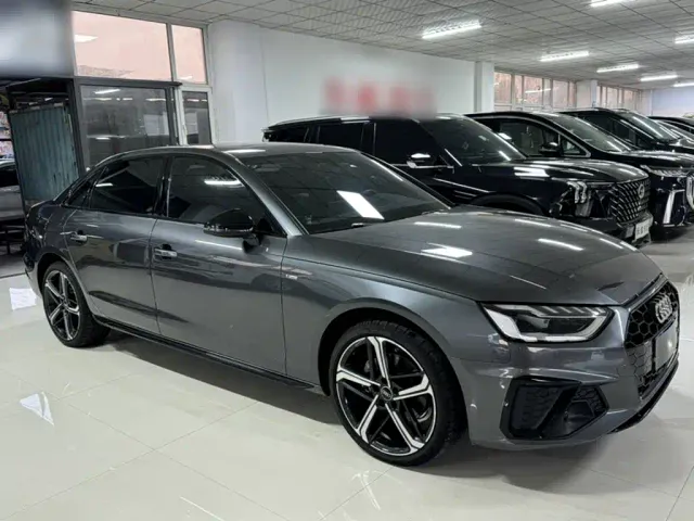 Audi A4L — Фото автомобиля 21