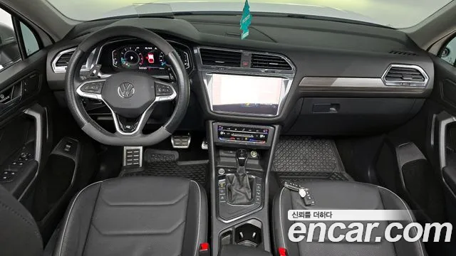 Volkswagen Tiguan — Фото автомобиля 7