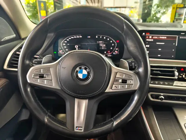 BMW X5 — Фото автомобиля 7