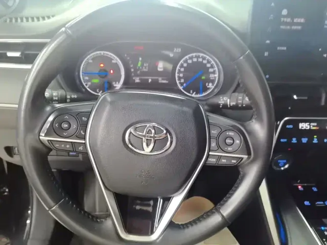 Toyota Venza — Фото автомобиля 10