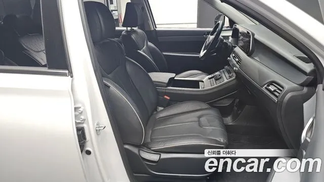 Hyundai Palisade Palisade Дизель 2.2 2WD — Фото автомобиля 10