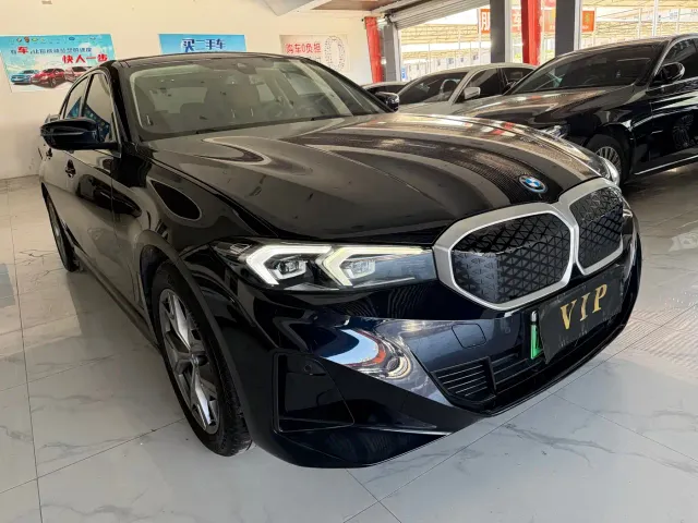 BMW i3 — Фото автомобиля 3