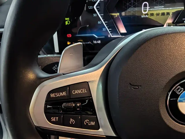 BMW 3 Series — Фото автомобиля 10