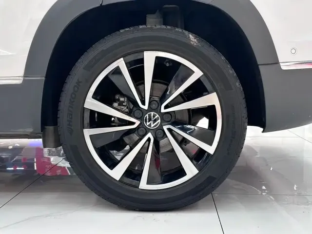 Volkswagen Tharu — Фото автомобиля 20