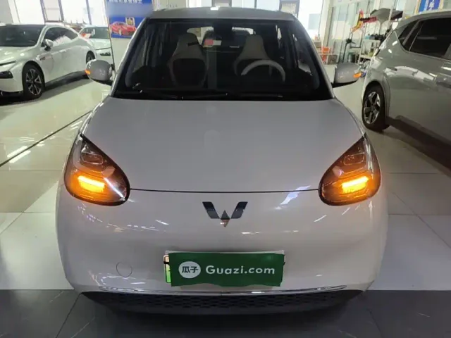 Wuling Bingo — Фото автомобиля 2