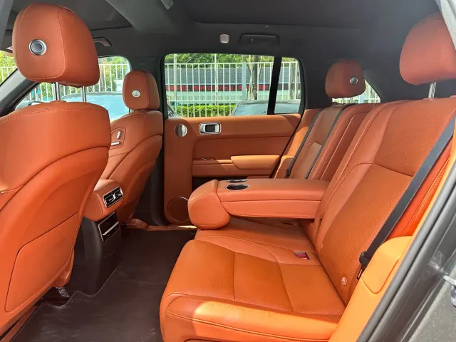 Li Auto L7 — Фото автомобиля 16