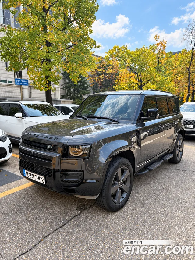 Фотография автомобиля — Land Rover Defender