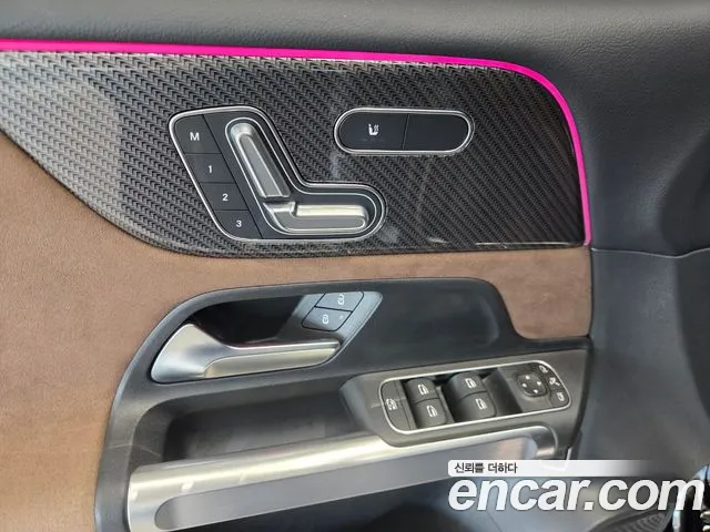 Mercedes-Benz GLB-Class — Фото автомобиля 14