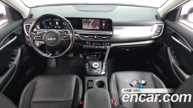 Kia Seltos — Фото автомобиля 10