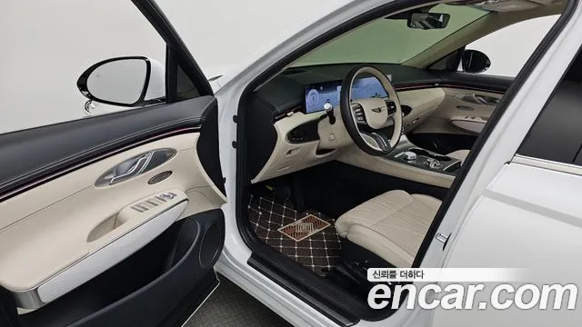 Genesis GV70 3.5T Бензин AWD — Фото автомобиля 10