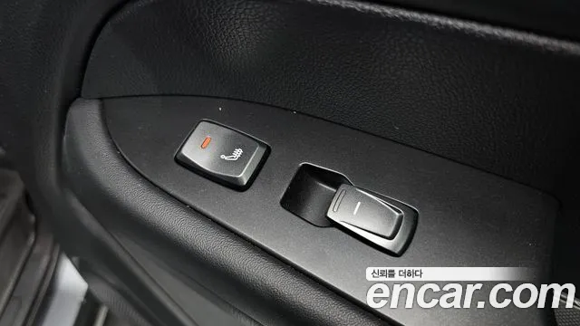 KG_Mobility_Ssangyong Rexton Новый Rexton Sport Khan Дизель 2.2 4WD — Фото автомобиля 27