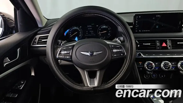 Genesis G70 New — Фото автомобиля 19