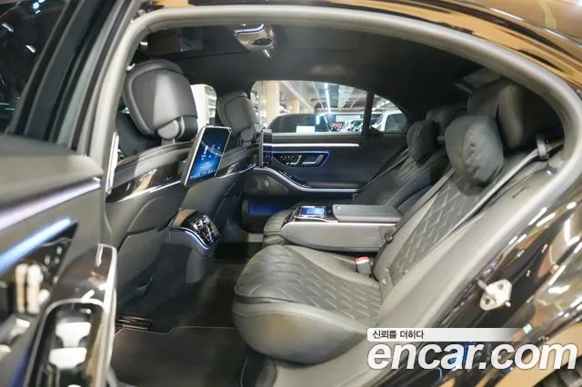 Mercedes-Benz S-Class — Фото автомобиля 10