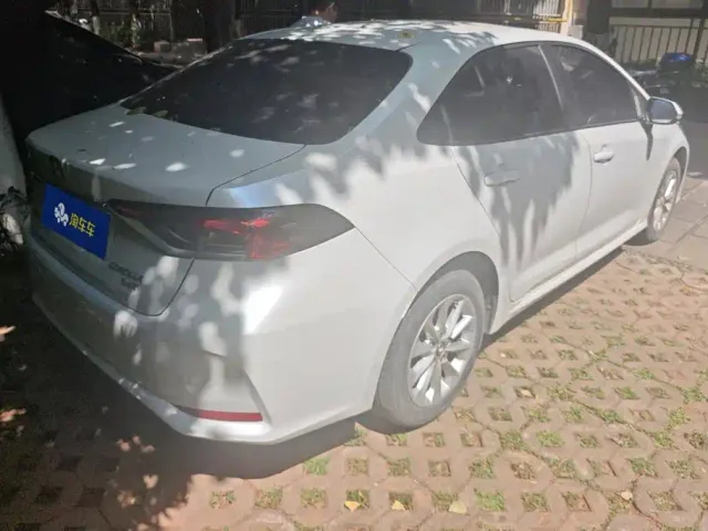 Toyota Corolla — Фото автомобиля 2