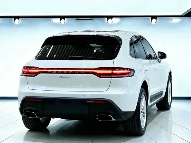 Porsche Macan — Фото автомобиля 4