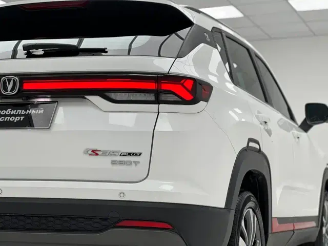 Changan CS35 Plus — Фото автомобиля 16