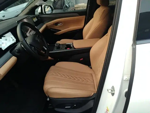 BYD Song L DM-i — Фото автомобиля 14