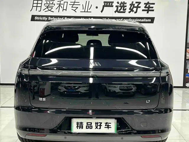 Li Auto L7 — Фото автомобиля 5