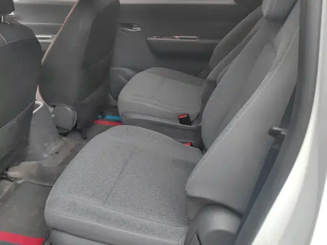 Wuling Hongguang — Фото автомобиля 11