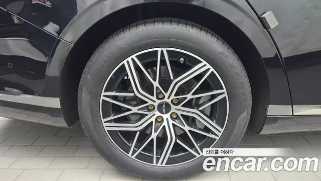 Genesis G90 RS4 — Фото автомобиля 5