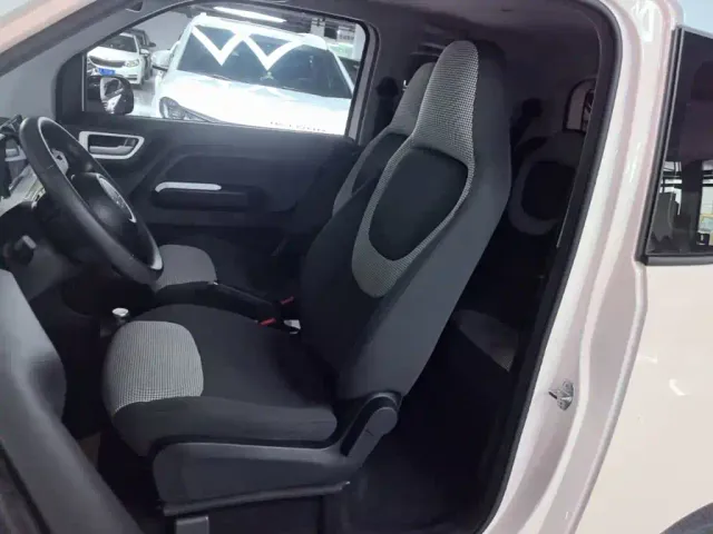 Wuling Hongguang Mini EV — Фото автомобиля 14