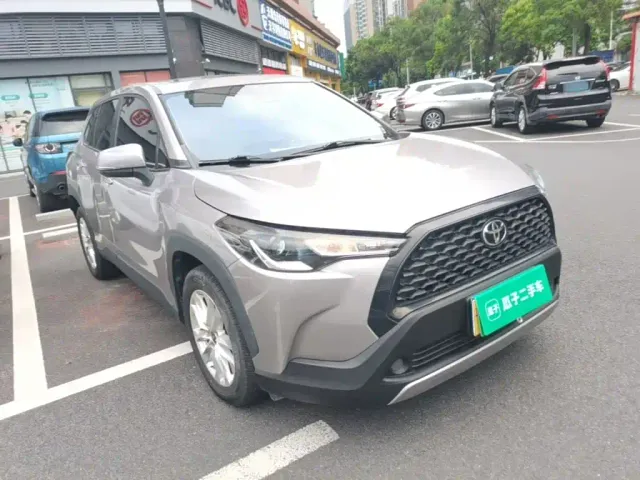 Toyota Corolla Cross — Фото автомобиля 3