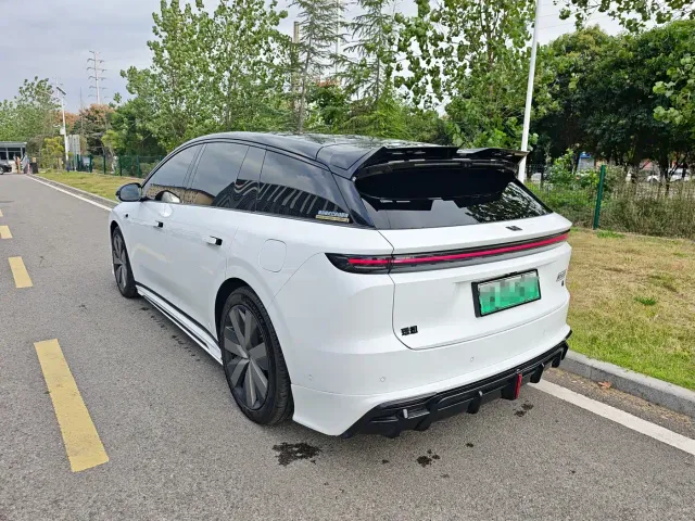 Li Auto i6 — Фото автомобиля 4