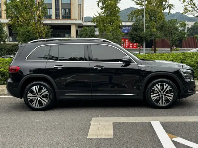 Mercedes-Benz GLB-Class — Фото автомобиля 28