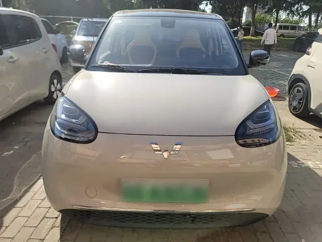 Wuling Bingo — Фото автомобиля 2
