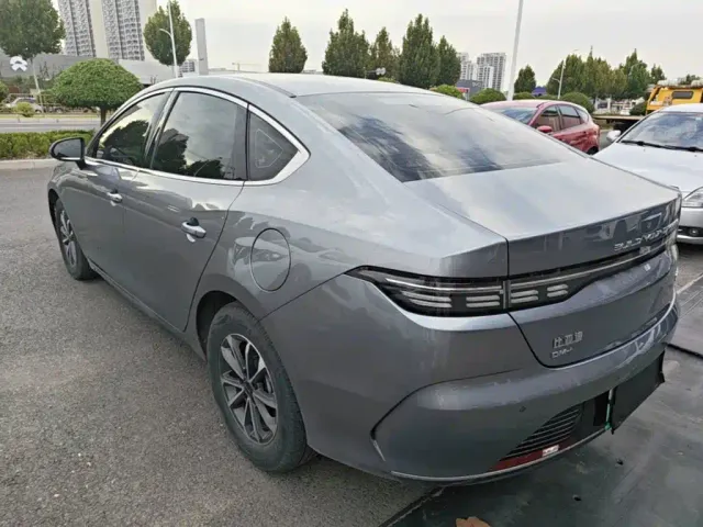 BYD Destroyer 05 — Фото автомобиля 4