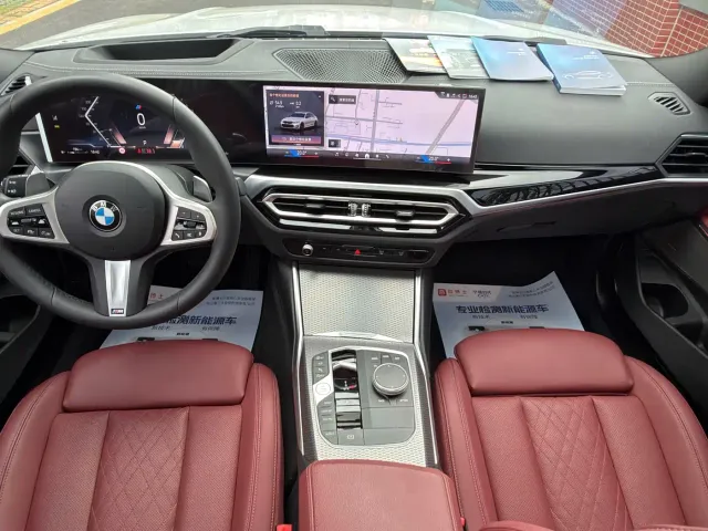 BMW 3 Series — Фото автомобиля 12