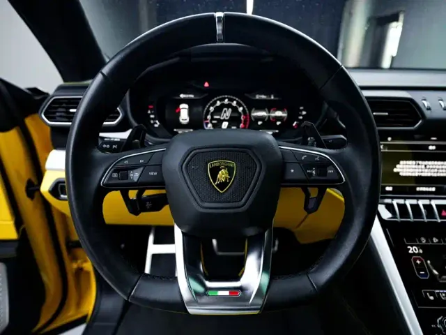 Lamborghini Urus — Фото автомобиля 16