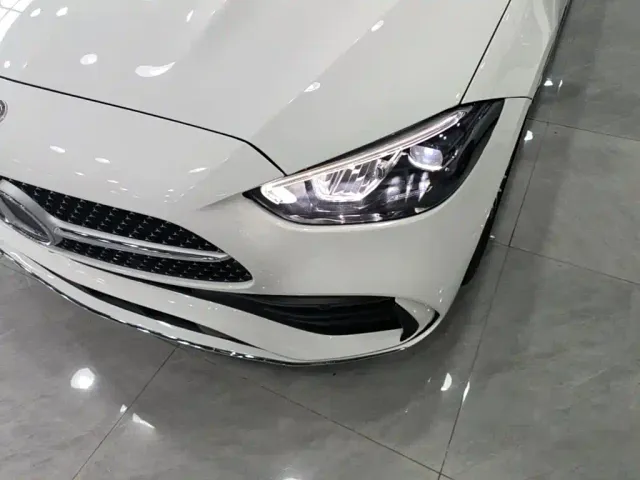 Mercedes-Benz C-Class — Фото автомобиля 23