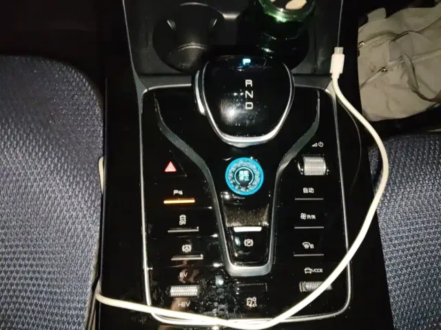 BYD Qin PLUS — Фото автомобиля 15