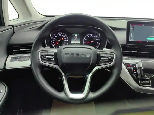 Roewe iMAX8 — Фото автомобиля 15