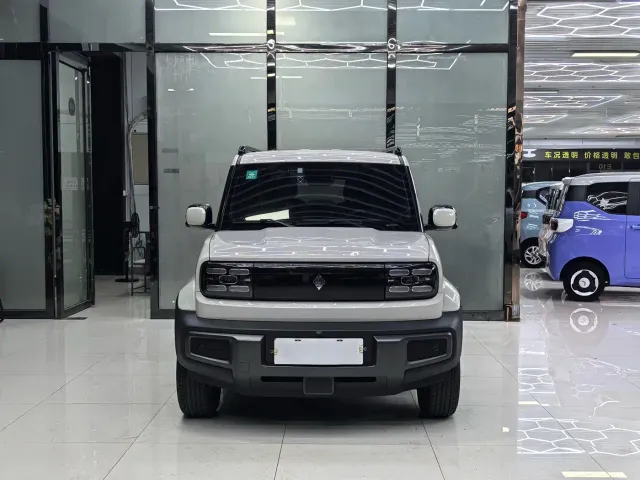 Baojun Yep — Фото автомобиля 2