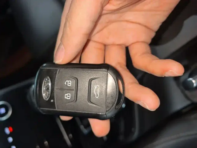 Chery Arrizo 5 PLUS — Фото автомобиля 8