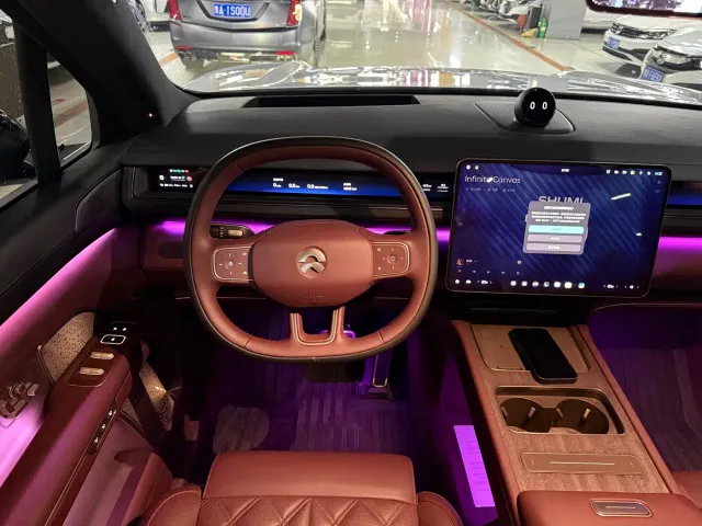 Nio ES8 — Фото автомобиля 7