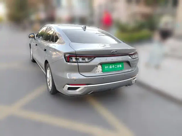 Ford Mondeo — Фото автомобиля 4