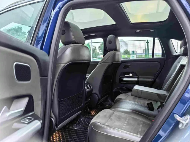 Mercedes-Benz EQA — Фото автомобиля 10