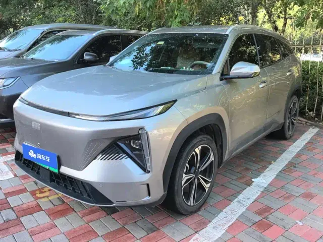 Фотография автомобиля — Geely Galaxy L7