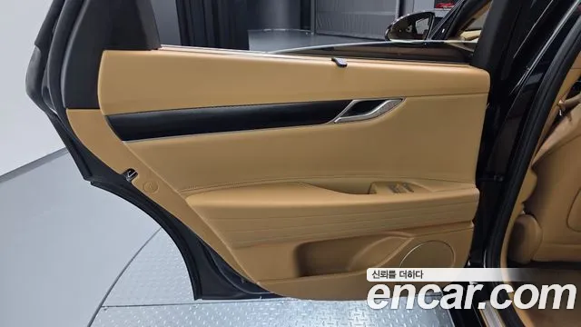 Genesis G80 RG3 — Фото автомобиля 14