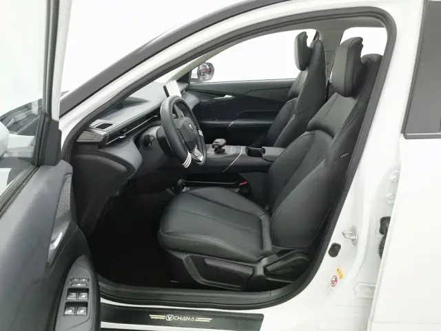 Changan Eado — Фото автомобиля 10